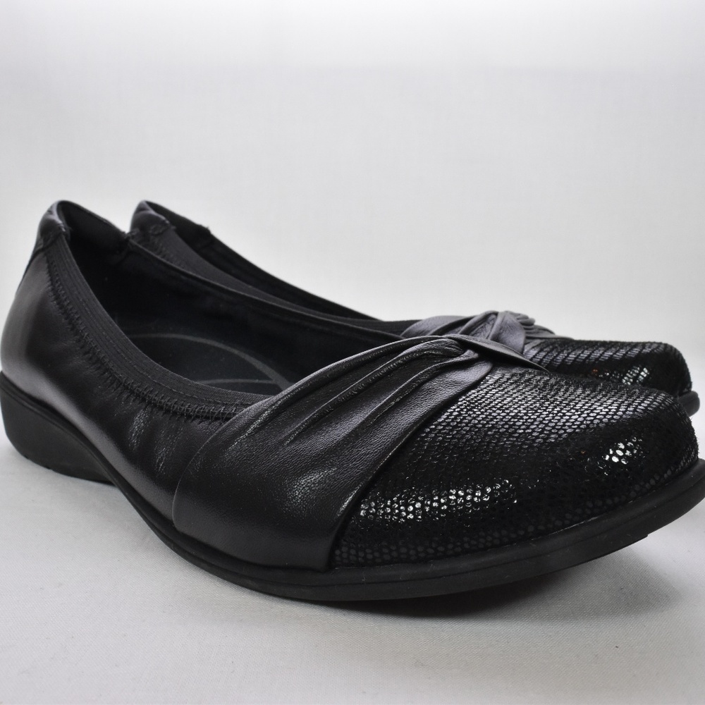 Chic and comfortable slip on flat